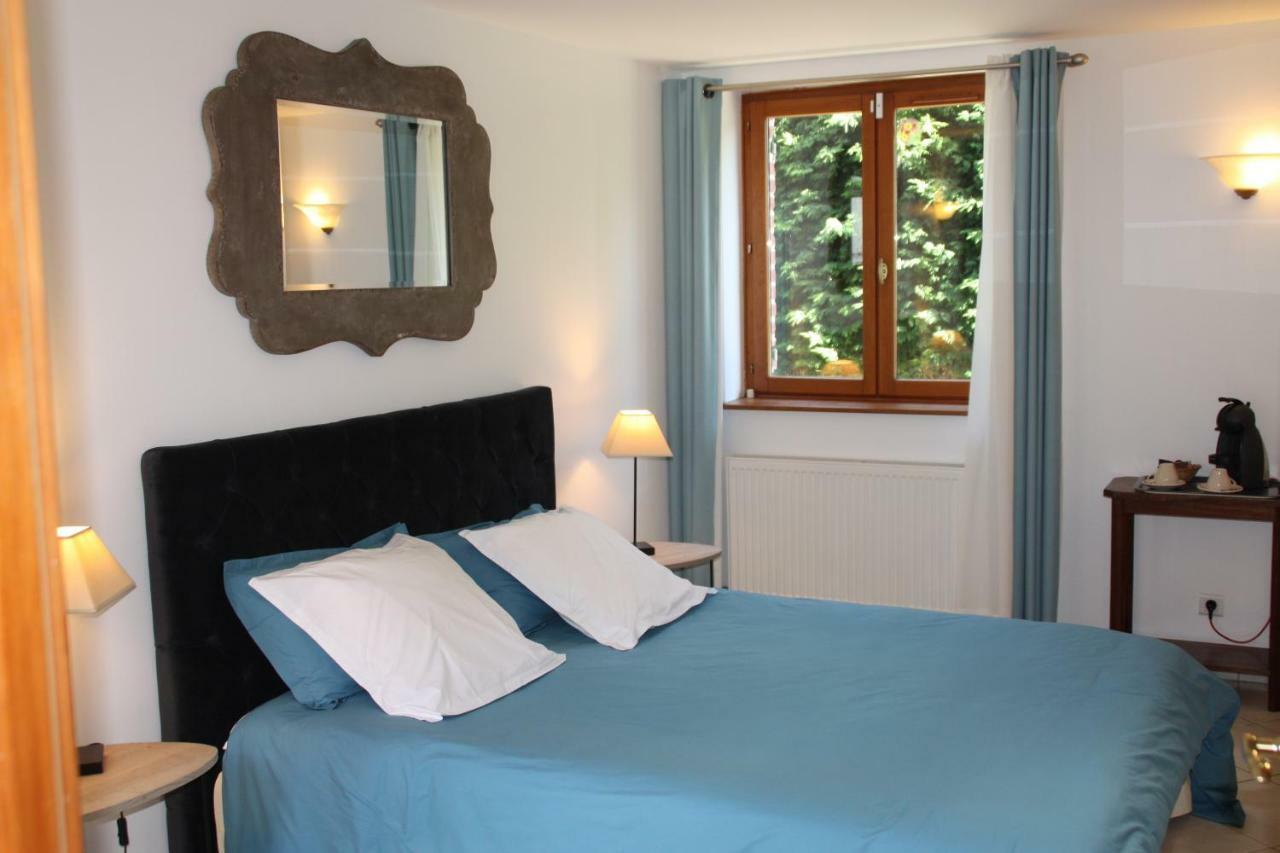 La Ferme De La Place Bouvines Экстерьер фото